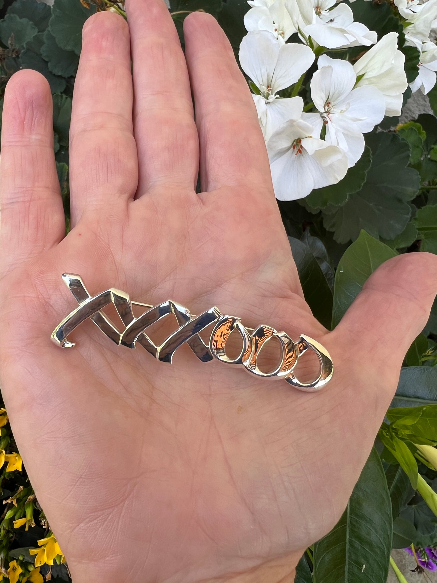 Vintage Tiffany & Co. Paloma Picasso Sterling Silver Hugs and Kisses Brooch