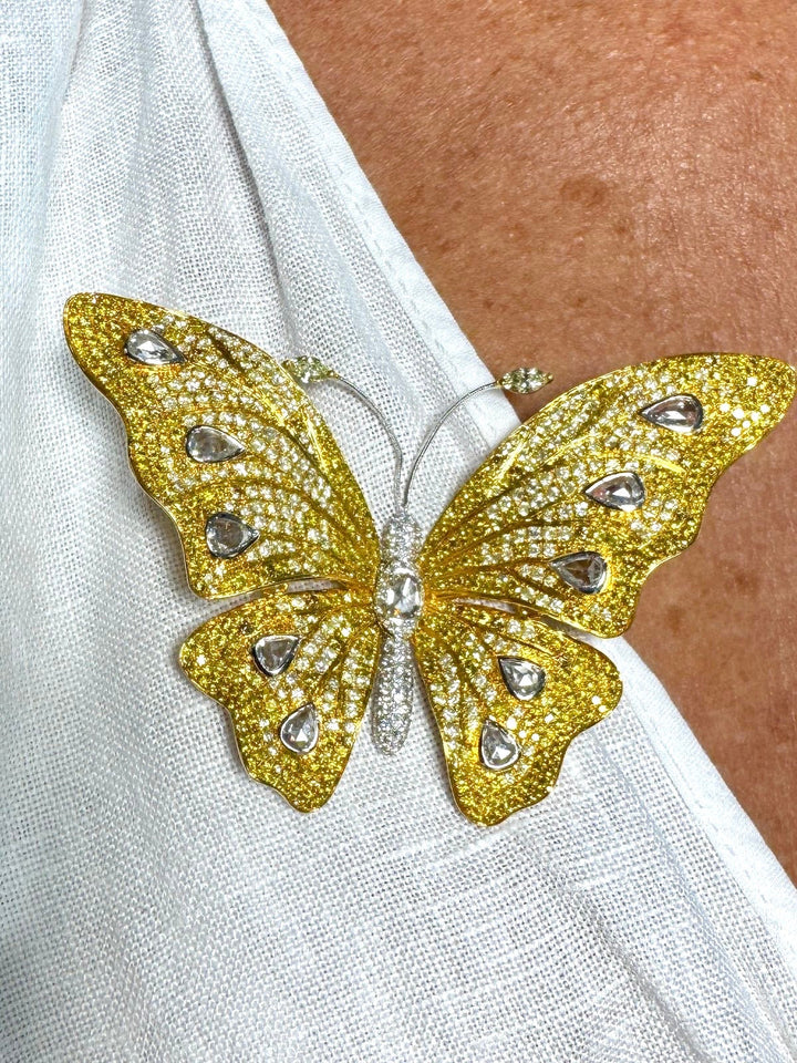 Butterfly Natural Fancy Yellow and White Diamond 18Kt Yellow and White Gold Brooch