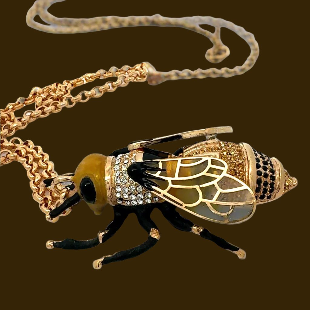 Annibale Baldini Queen Bee Pendant