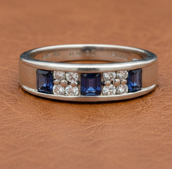 Fine Sapphire and Diamond Ring