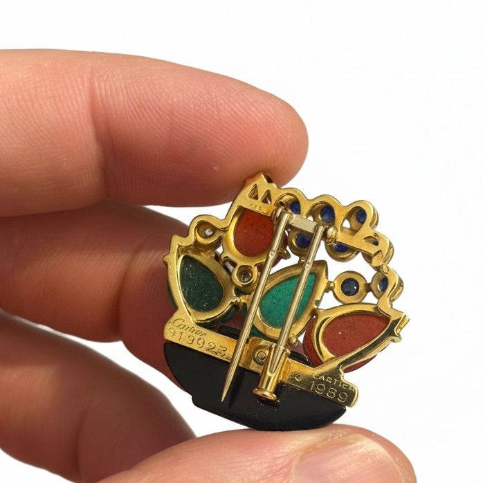 Cartier Paris 1991 Revival "Tabriz Collection" Basket Diamond, Chalcedony, Sapphire, Black Onyx, Carnelion 18Kt Yellow Gold Pendant/Brooch