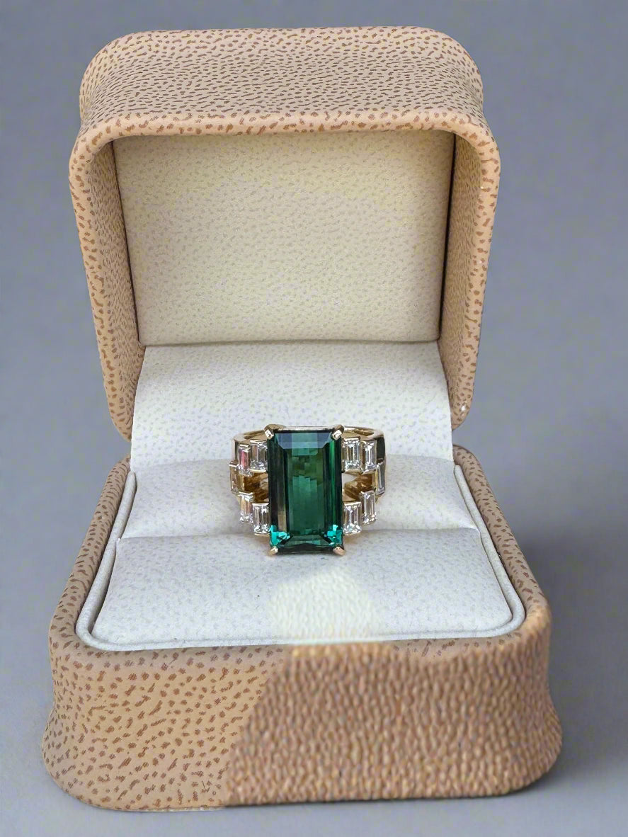 Green Tourmaline, Diamond and 18K Yellow Gold Statement Ring