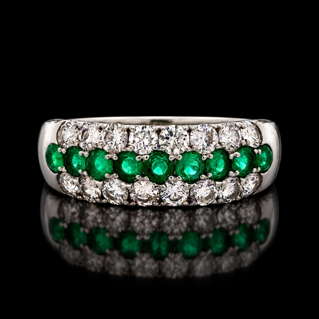 Estate Fine Emerald & Diamond Platinum Ring