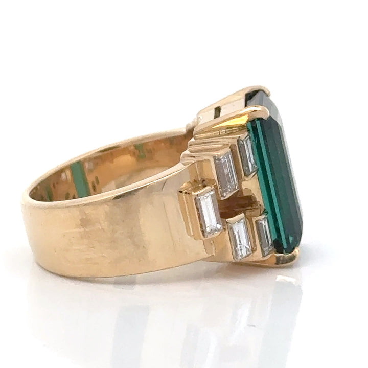 Green Tourmaline, Diamond and 18K Yellow Gold Statement Ring
