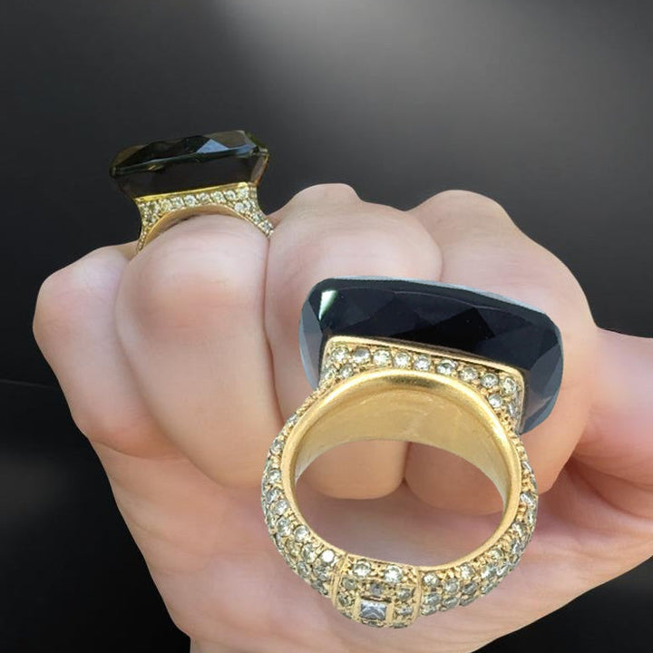 Designer Diamond and Quartz 18 Kt Yellow Gold Ring