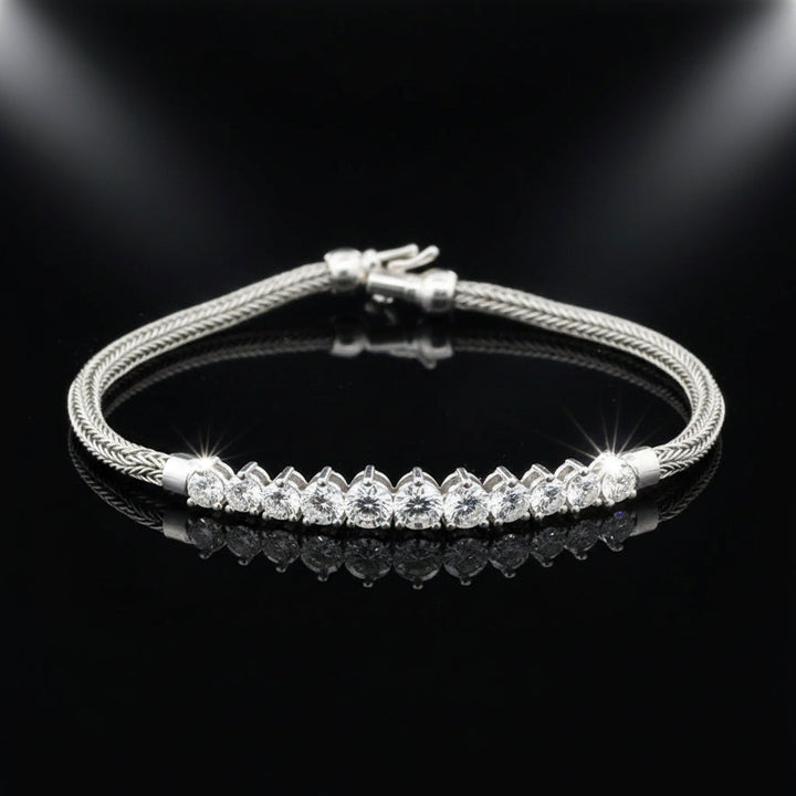 Contemporary 1.75cttw Diamond & White Gold Bracelet