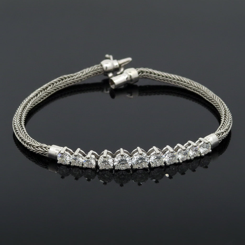 Contemporary 1.75cttw Diamond & White Gold Bracelet