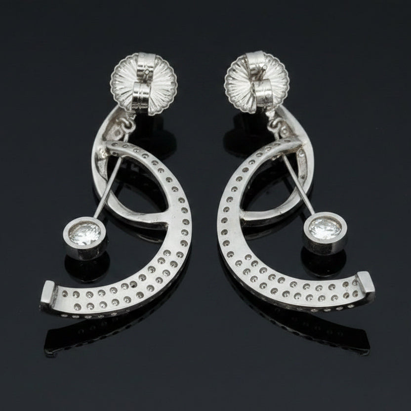 Contemporary 3.18cttw Diamond Musical Note Dangle 14Kt White Gold Earring