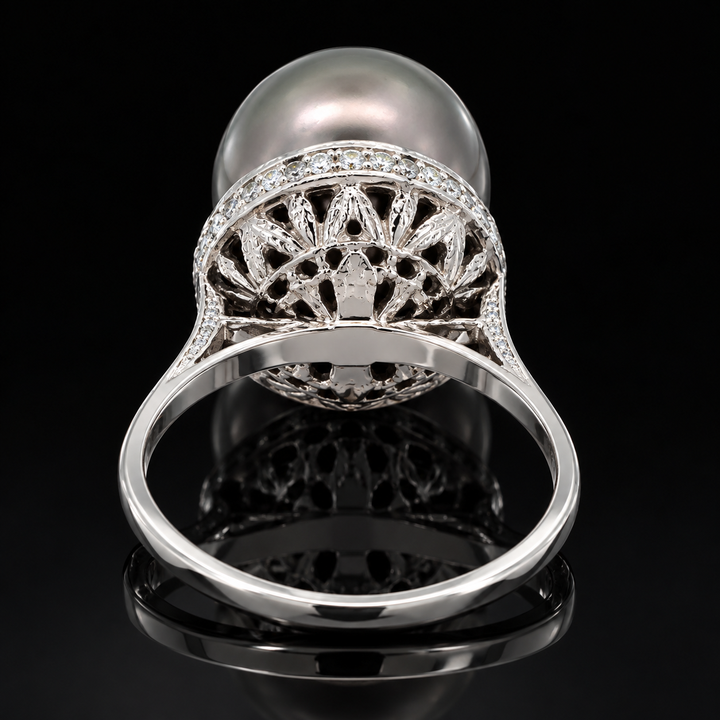 Estate 15.00mm Tahitian Pearl and Diamond Platinum Ring