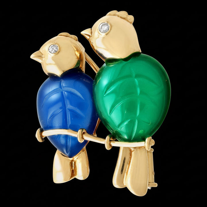 Cartier Paris 1989 Revival Love Birds Diamond and Chalcedony 18K Yellow Gold Pendant/Brooch