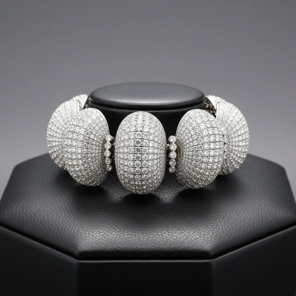 Bold 80cttw Diamond 18Kt White Gold Bracelet