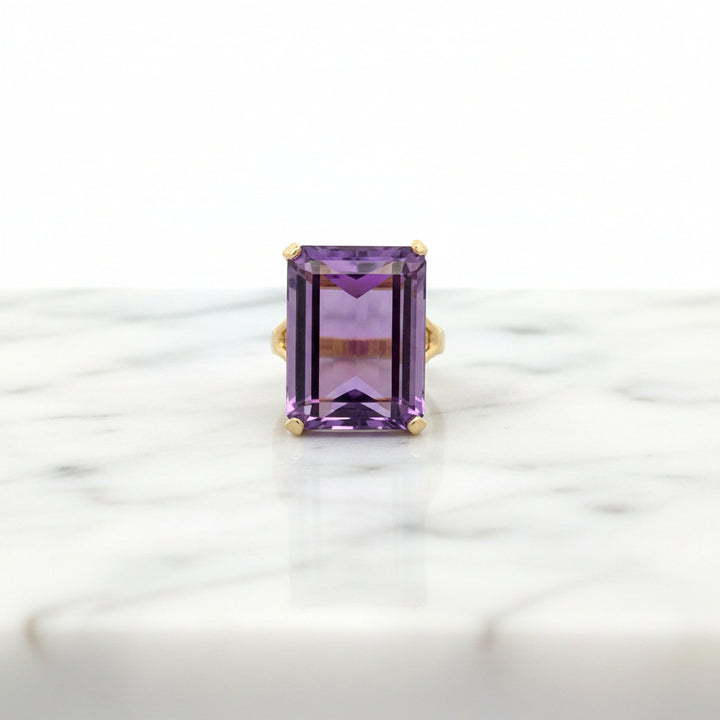 Vintage 14K Yellow Gold Emerald Cut Amethyst Cocktail Ring