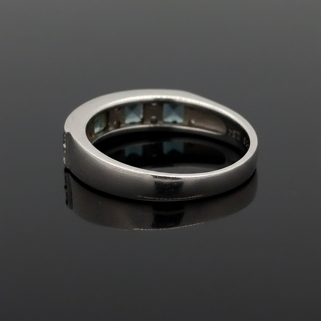 Estate Natural Color Change Alexandrite and Diamond Platinum Ring