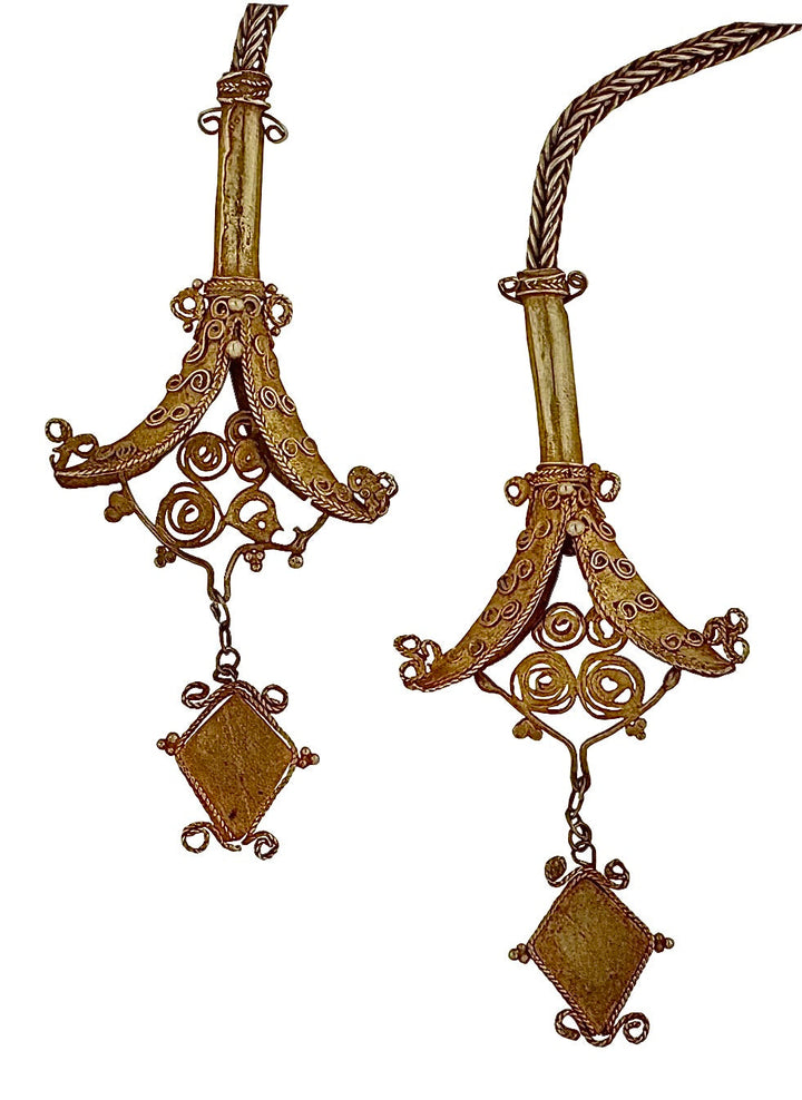 The Gold of Umbu Borung Kanatar Museum Collection. 13.9KT - 21.6KT Yellow Gold. 535.4 grams