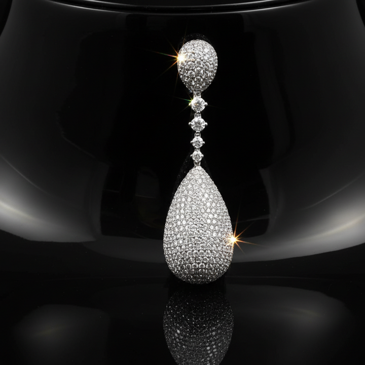 High End 12.68cttw Diamond 18Kt White Gold Dangle Earring