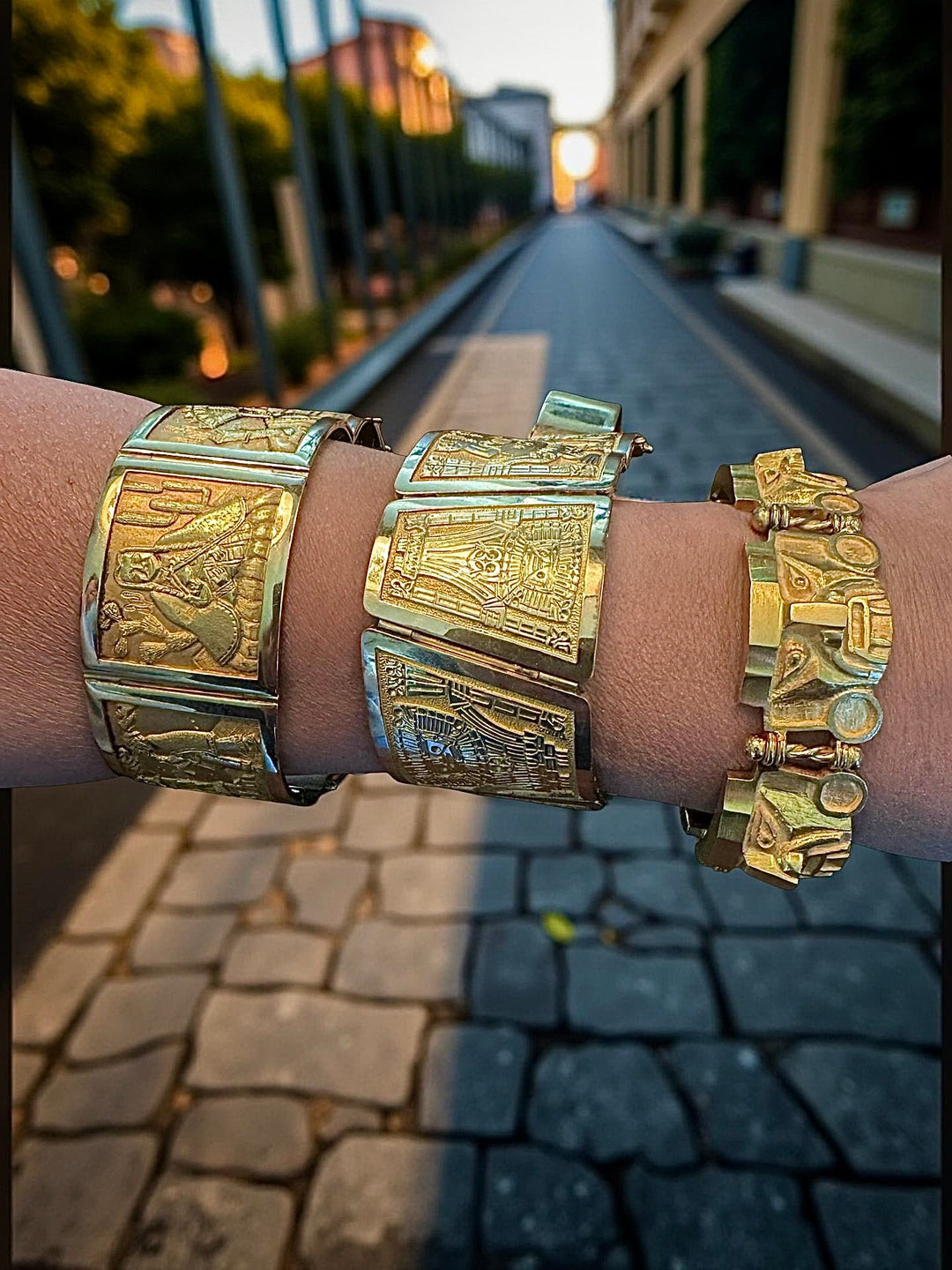 Designer R. Royss Aztec "Story Board" 18Kt Yellow Gold Bracelet