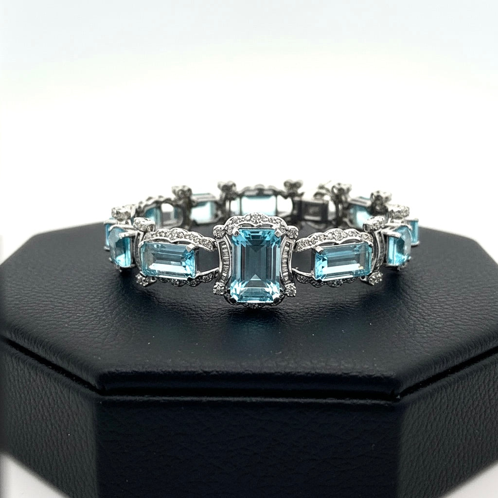 Modern Diamond and Blue Topaz 18K White Gold Bracelet