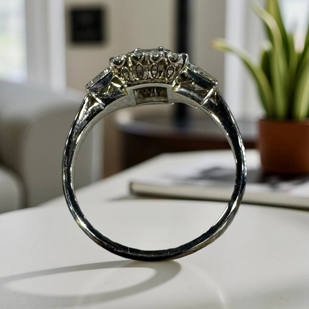 Vintage Diamond Platinum Ring
