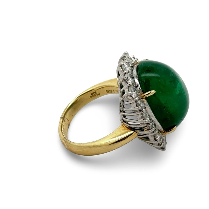 16.16ct Cabochon Emerald and Diamond 18Kt Yellow Gold and Platinum Ring Ring (GIA Report)