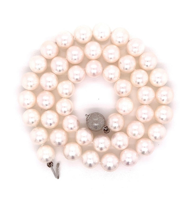 Japanese Cultured Akoya Pearl Necklace