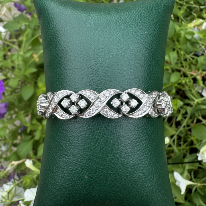 Modern 1960's Bracelet 8.50 Diamond Platinum