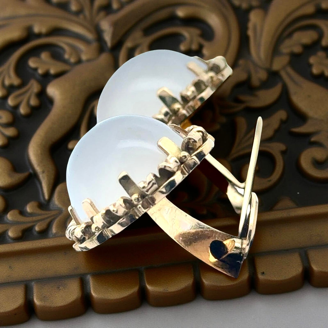 Bold 25.00 cttw Moonstone and 18K Yellow Gold Cuff Links