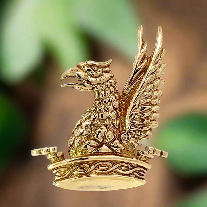 Golden Griffin 14k Yellow Gold Brooch