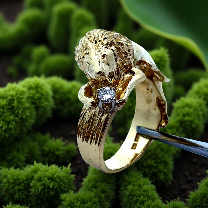 Lion Diamond 18K Yellow Gold Ring