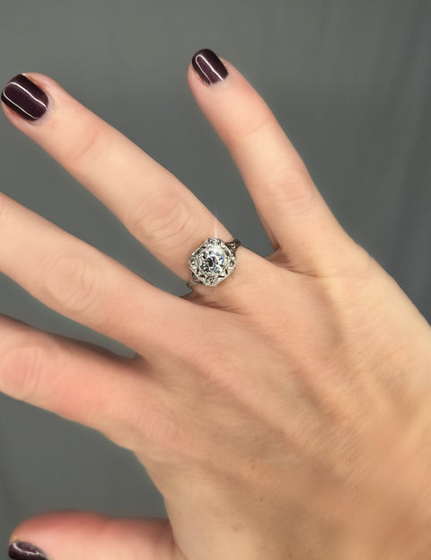 Art Deco 1.00 ct. Diamond and Platinum Ring