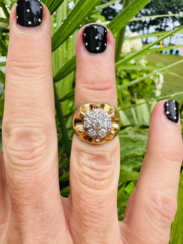 Vintage 14K Gold and Diamond Cluster Ring