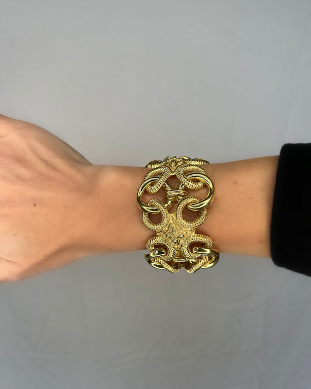 Bold Gold 18K Yellow Gold Circle Link and Flower Motif Bracelet
