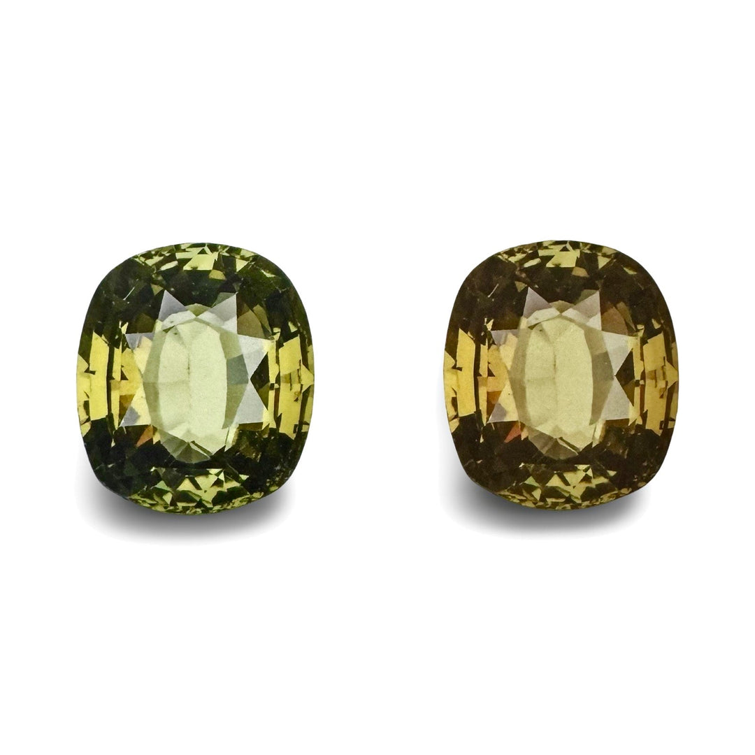 Natural 4.69ct Color Change Alexandrite and Natural Pink White Diamond 18Kt Ring (GIA)