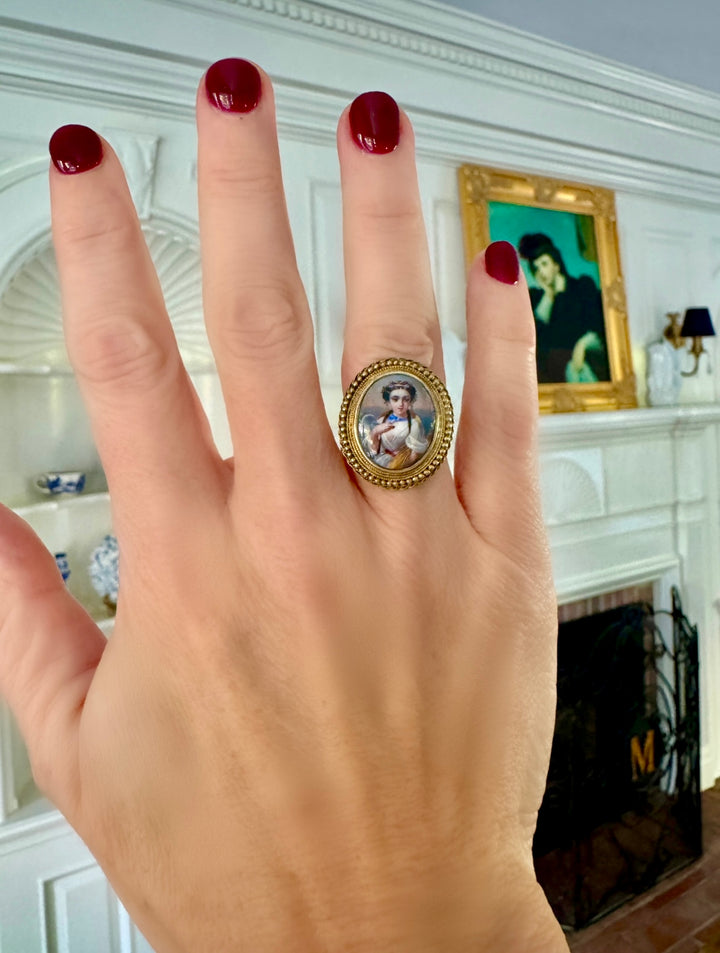 Antique Bella Donna Gold Portrait Ring