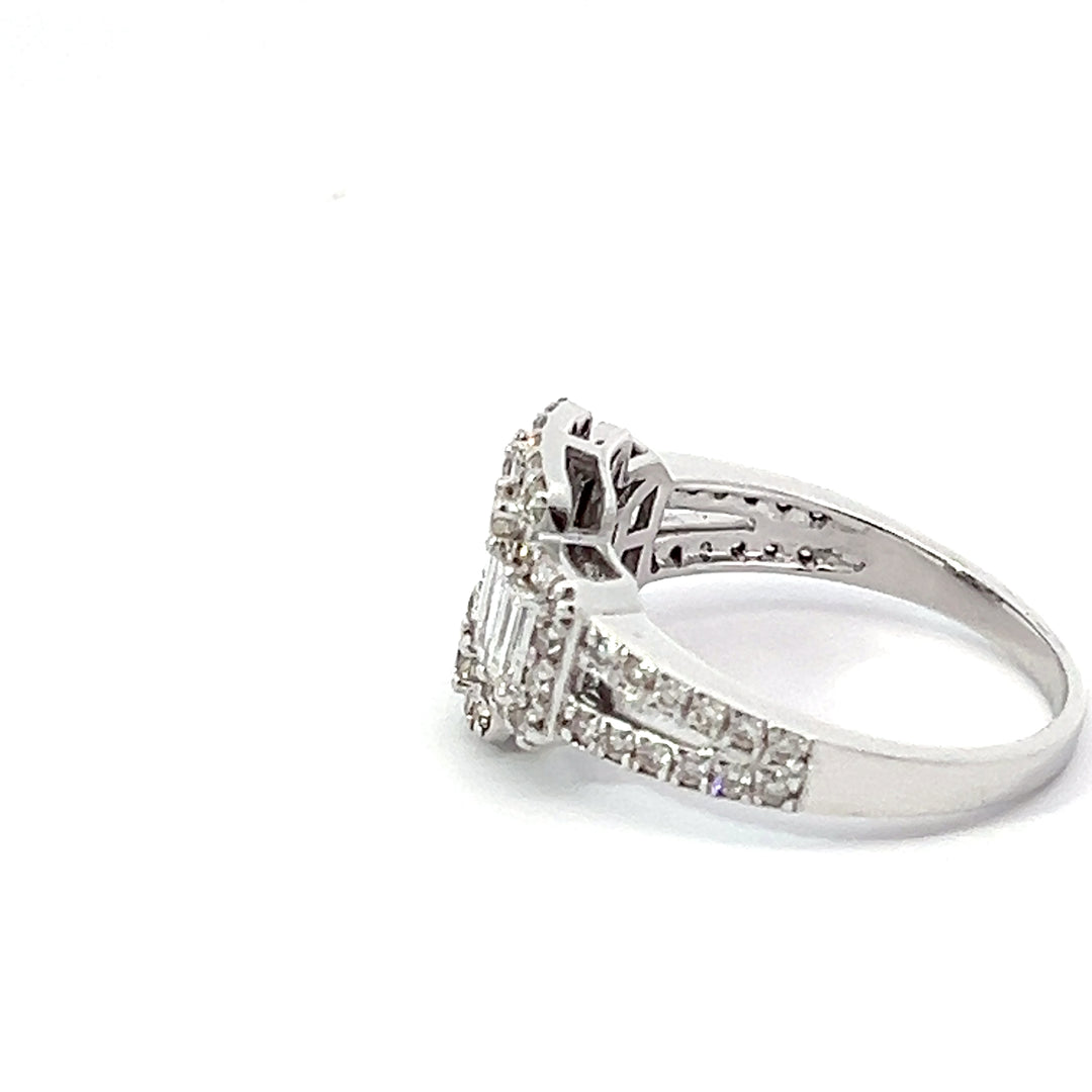 Natural Diamond Cluster Illusion Set 18K Gold Ring