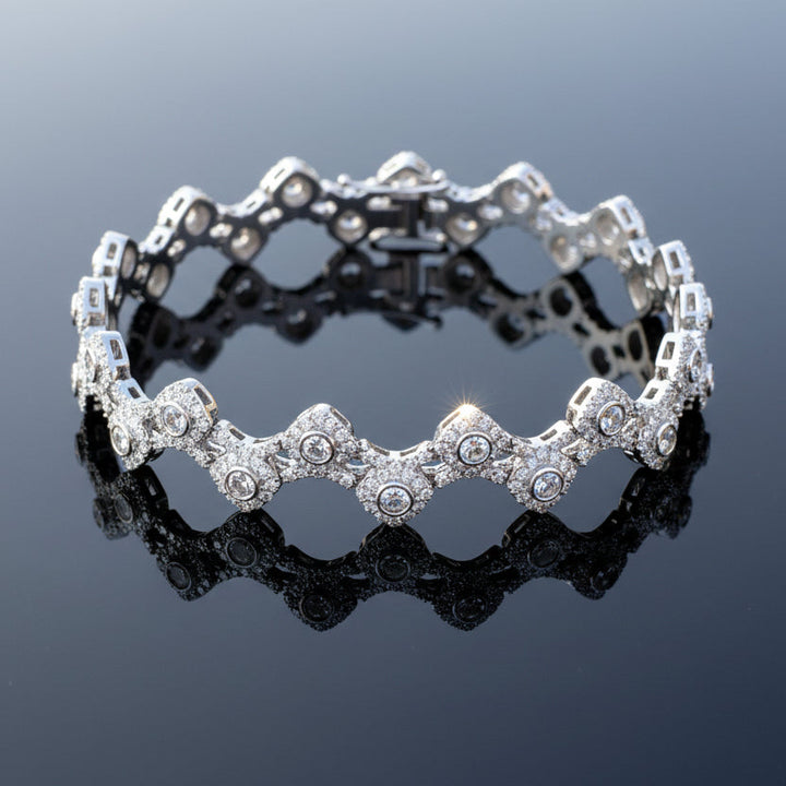 Designer AV 4.84cttw Diamond 14Kt White Gold Bracelet