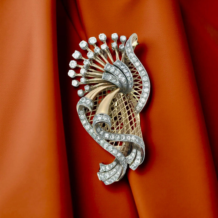 French 1940's Retro Diamond, Platinum and 18K Yellow Gold Brooch