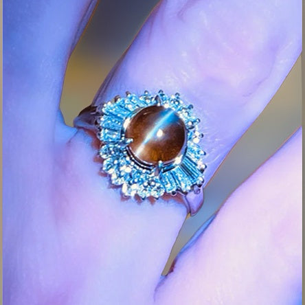 Cat's Eye Green Chrysoberyl & Diamond Platinum Ring