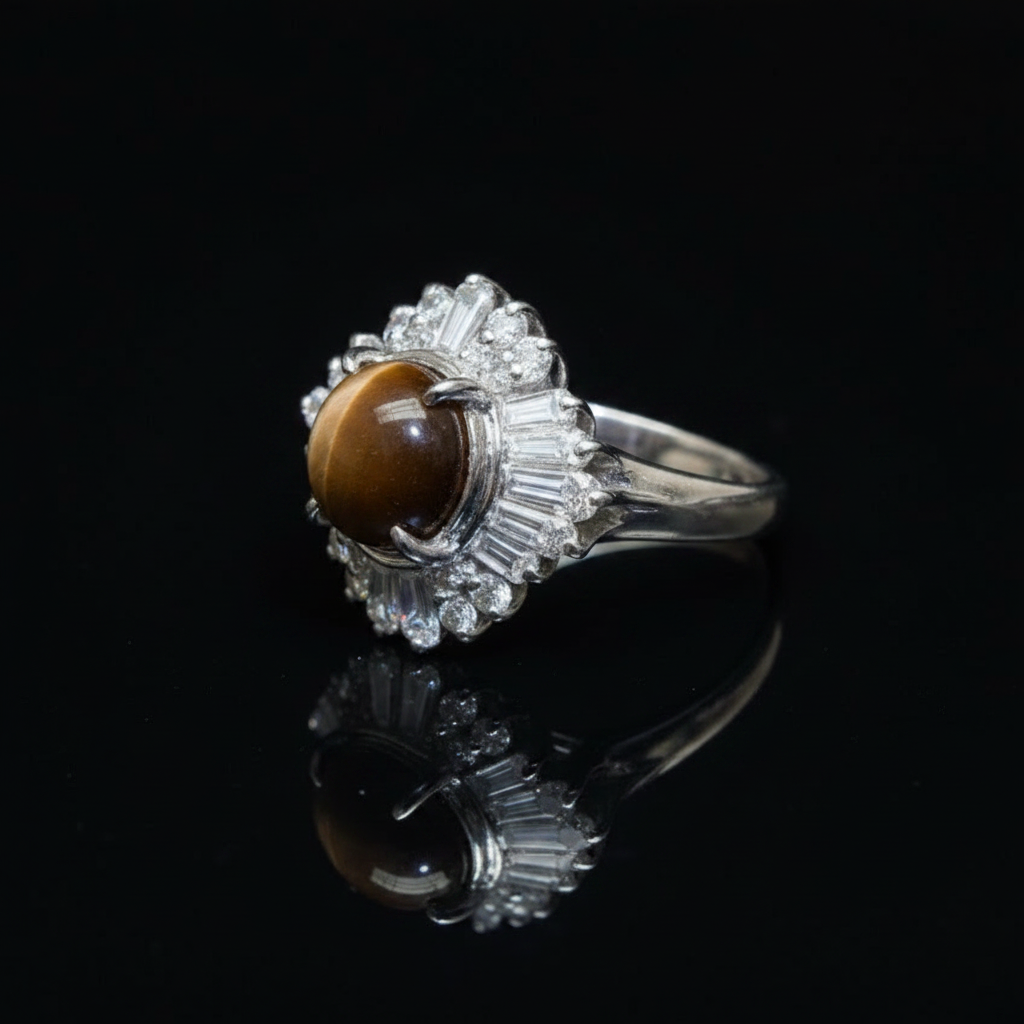 Cat's Eye Chrysoberyl & Diamond Platinum Ring