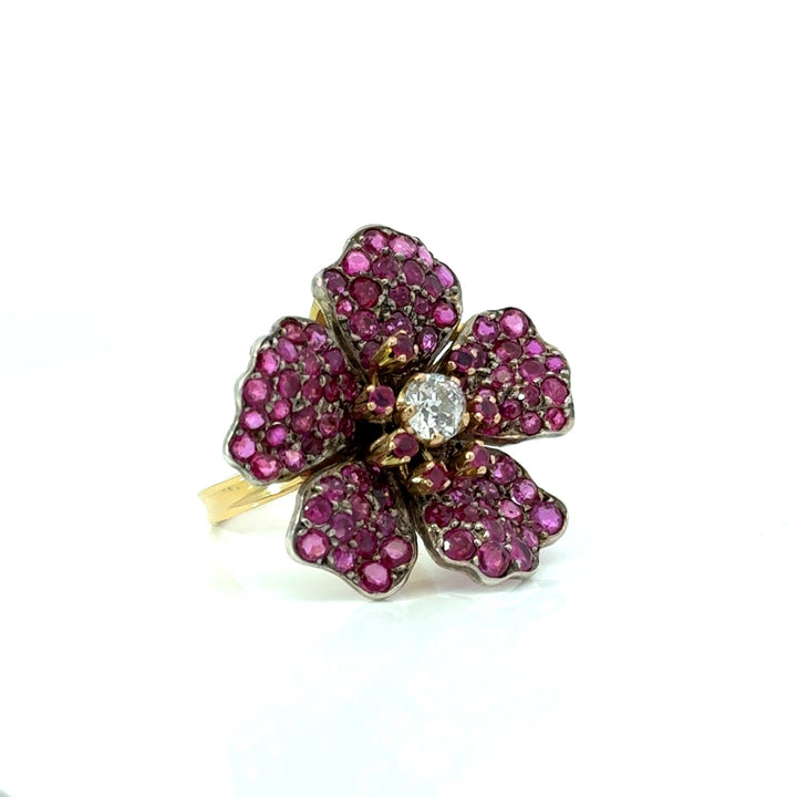 18K yellow gold ruby and diamond flower ring – angled view