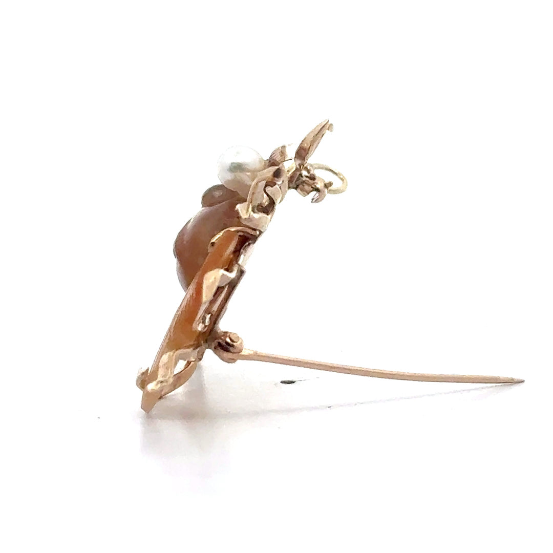 Estate Carved Agate & Pearl Fish Pendant/Brooch 15561