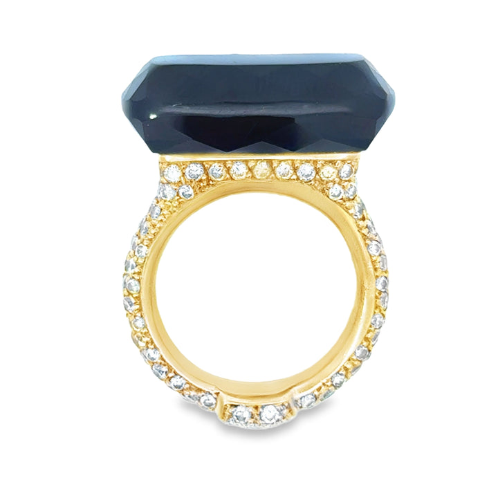 Designer Diamond and Quartz 18 Kt Yellow Gold Ring