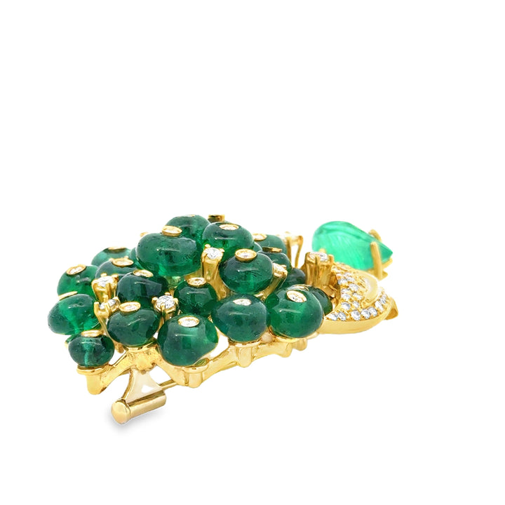 Italian Designer Giovane Emerald Diamond 18Kt White and Yellow Gold Earring and Brooch/Pendant Set