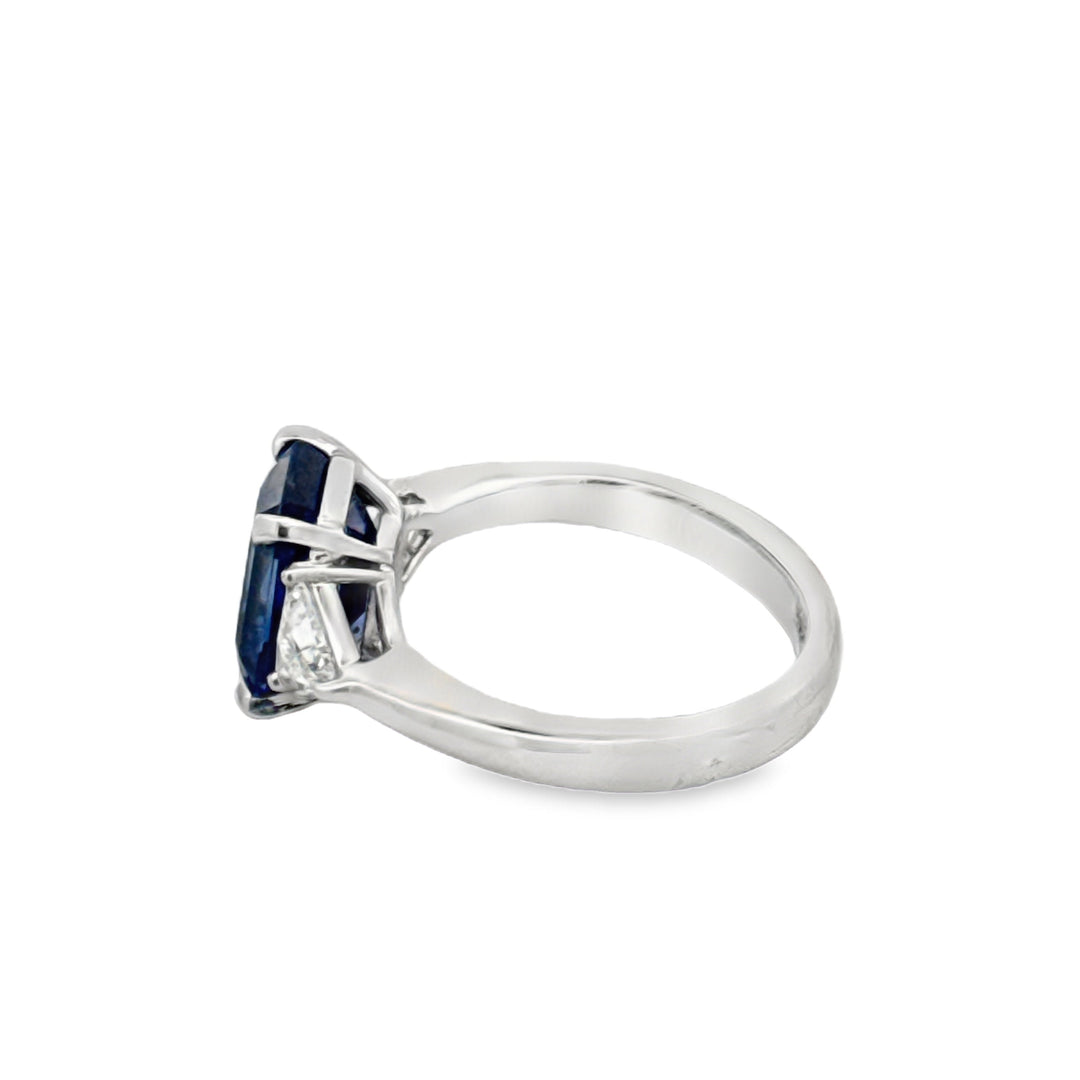 Fine Sapphire & Diamond Platinum and 18Kt White Gold Ring (GIA)