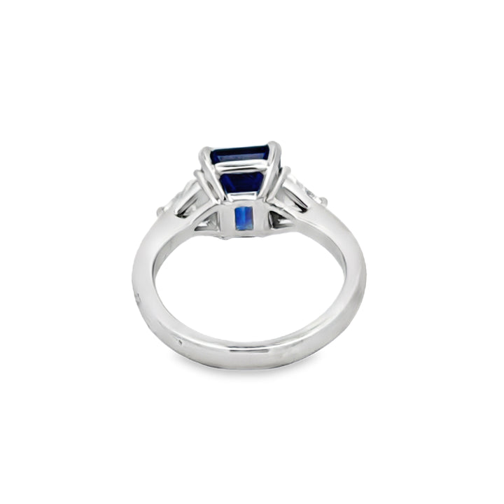 Fine Sapphire & Diamond Platinum and 18Kt White Gold Ring (GIA)