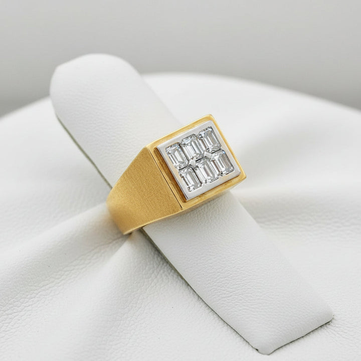 Gents 1.50cttw Diamond and 18K Yellow Gold Ring