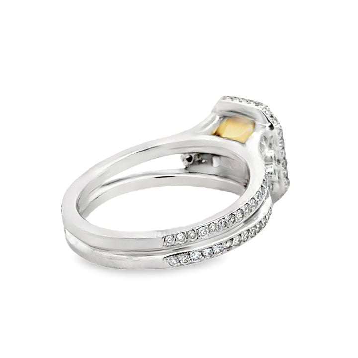 Natural Yellow and White Diamond 14/18K Gold Ring