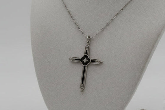 Art Deco 1920's Diamond and Onyx 18K Yellow Gold Platinum Necklace