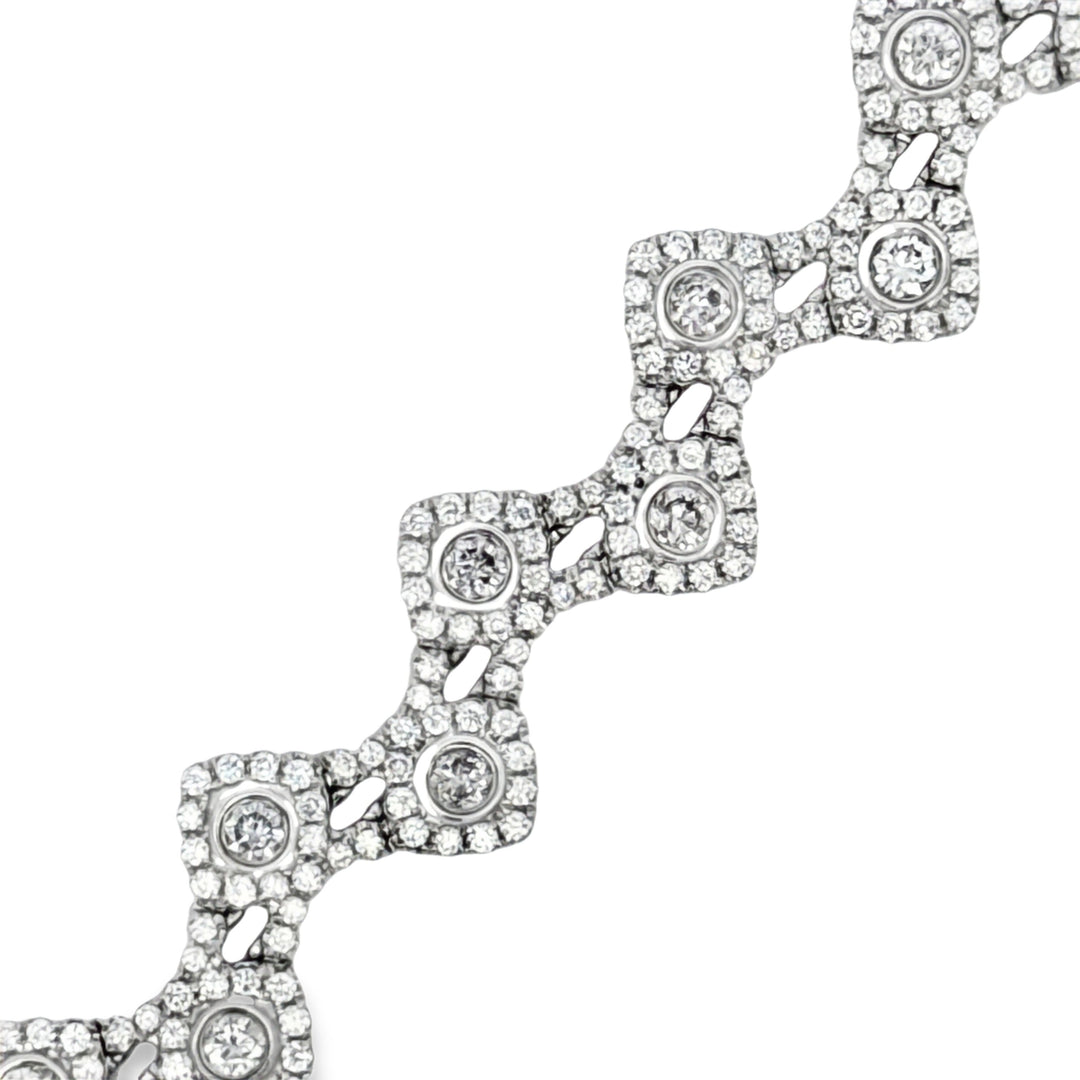Designer AV 4.84cttw Diamond 14Kt White Gold Bracelet