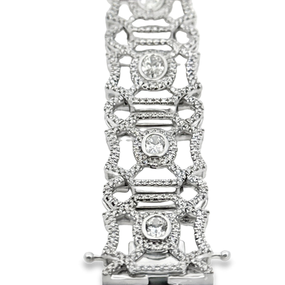 Designer AV 6.69cttw Diamond 14K White Gold Bracelet