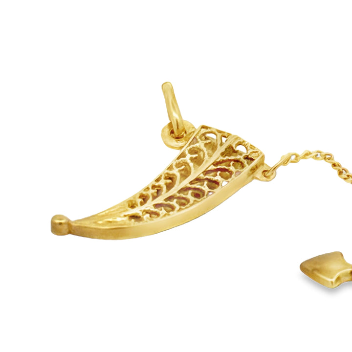 Uno A Erre Italia Coltello Pendant 18K Yellow Gold 3.67g